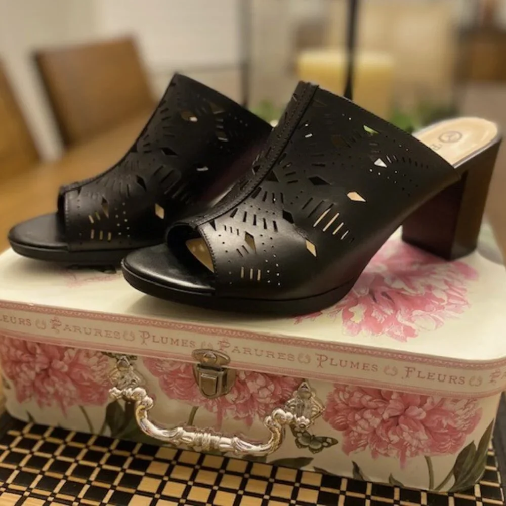 BELLA VITA Leather Laser Cut Peep Toe Slide Heels